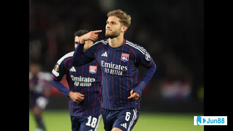 Cầu thủ Lyon vượt qua cầu thủ Salzburg bằng kỹ thuật đi bóng tinh tế - "Lyon" vs "Salzburg" Cầu thủ Lyon vượt qua cầu thủ Salzburg bằng kỹ thuật đi bóng tinh tế - "Lyon" vs…