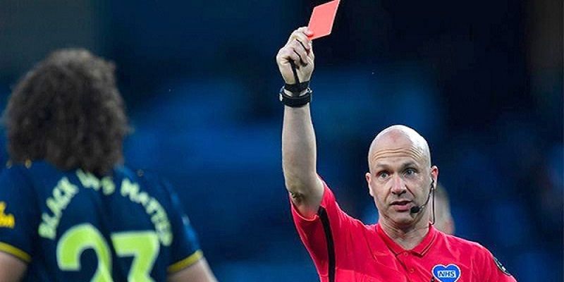 Kèo Thẻ Đỏ Chuẩn 96% Mỗi Vòng – Jun88 Hoàn Tiền 1.88% 4 Thẻ đỏ ở hiệp 2 chiếm 74% tổng số thẻ đỏ mùa này