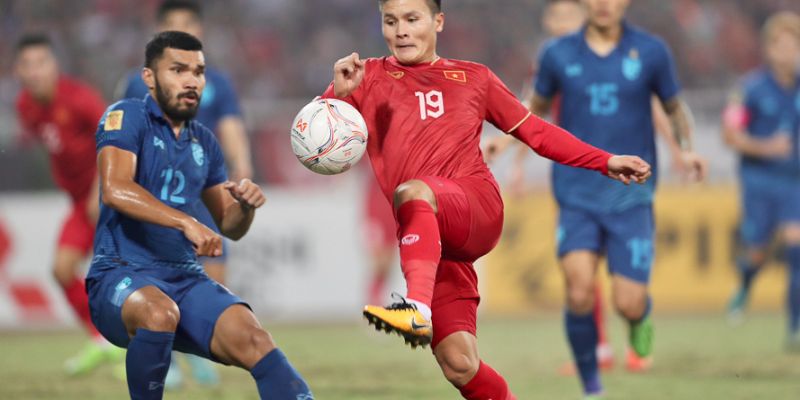 Tiền Đạo Đội Tuyển Việt Nam – Sát Thủ AFF Cup Jun88 Yêu Thích 5 Khoảnh khắc cú đúp sút xa Quang Hải trước Thái Lan – bán kết AFF Cup