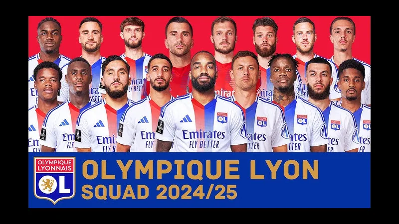 Cầu thủ Lyon đang tấn công mạnh mẽ trước hàng phòng ngự của Nice Cầu thủ Lyon đang tấn công mạnh mẽ trước hàng phòng ngự của Nice