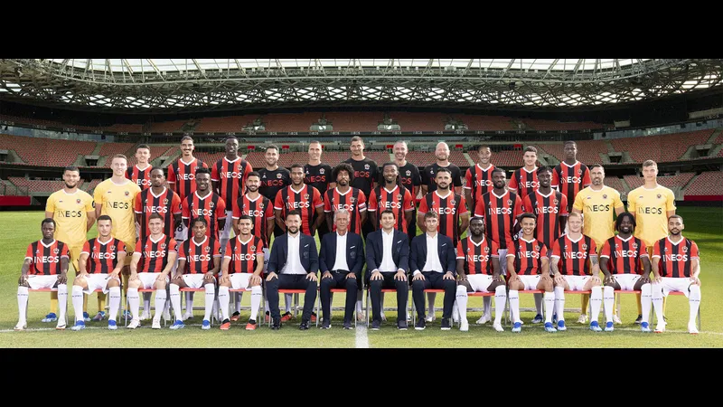 Cầu thủ Lyon và Nice cống hiến tình huống ấn tượng trên sân Cầu thủ Lyon và Nice cống hiến tình huống ấn tượng trên sân